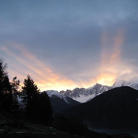 Mont Blanc Views Apartments Passy  Kamer foto