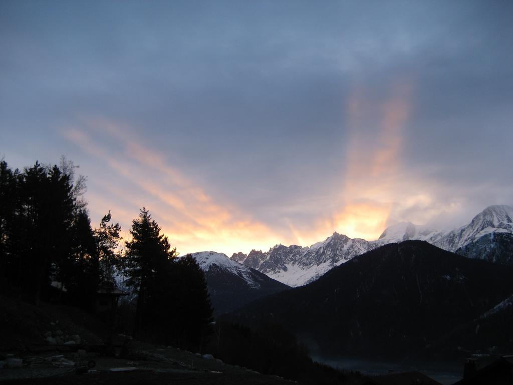 Mont Blanc Views Apartments Passy  Kamer foto